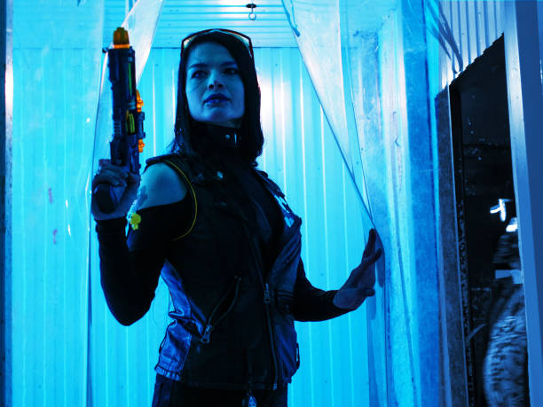 Neon Outfit Protocol #1: Styl nocnego hakera – jak stworzyć cyberpunkowy outfit inspirowany megamiastem